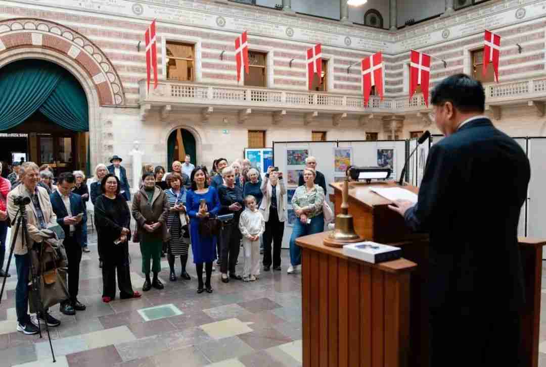 Photo from the 2025 Andersen International Art Exhibition at Copenhagen City Hall