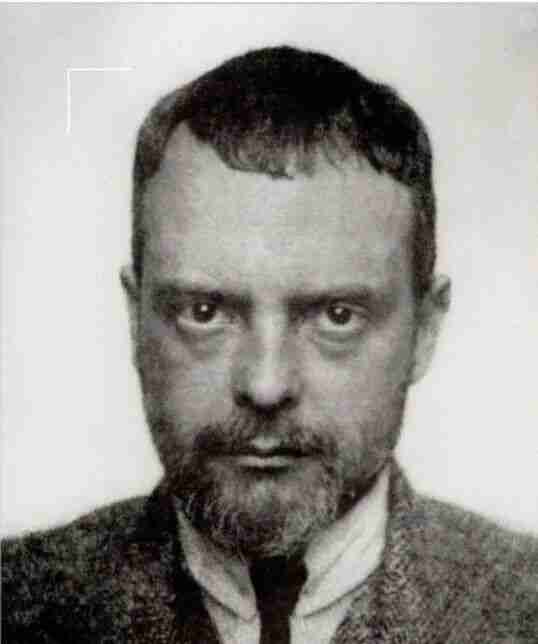 Black-and-white portrait photograph of Swiss-German painter Paul Klee