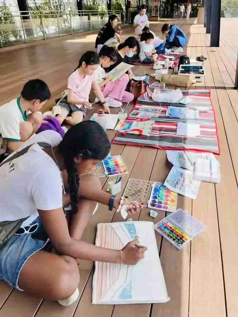 A child outdoors experiencing nature firsthand as part of TreeArt's sketching philosophy