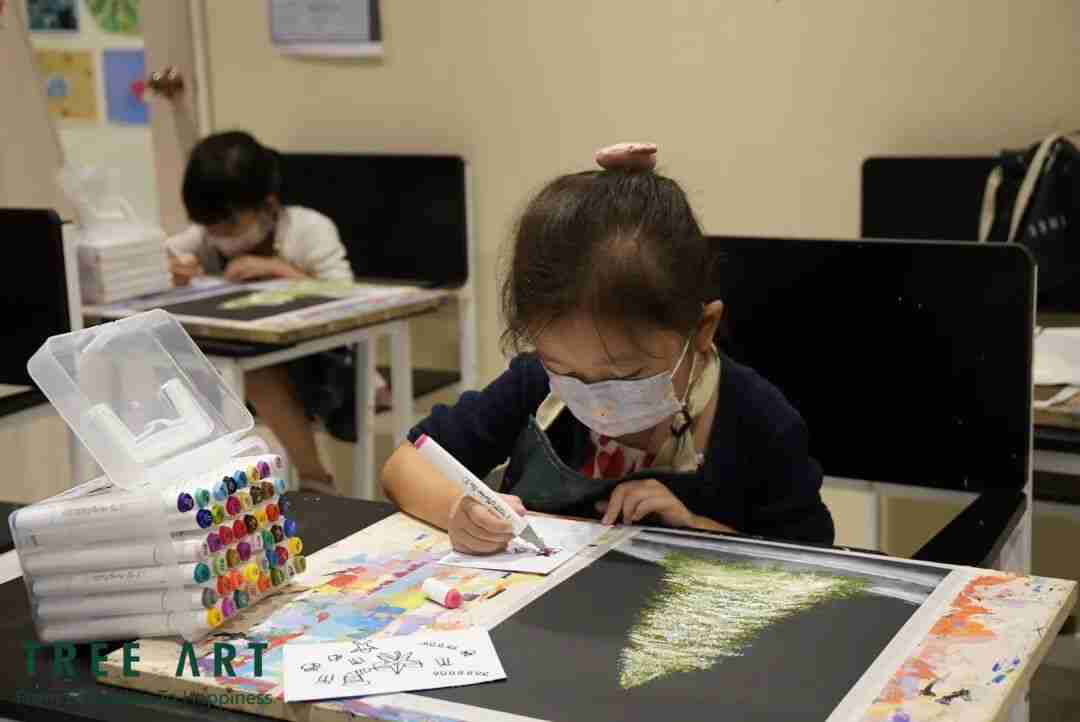 TreeArt students in a guided studio class developing their creative skills