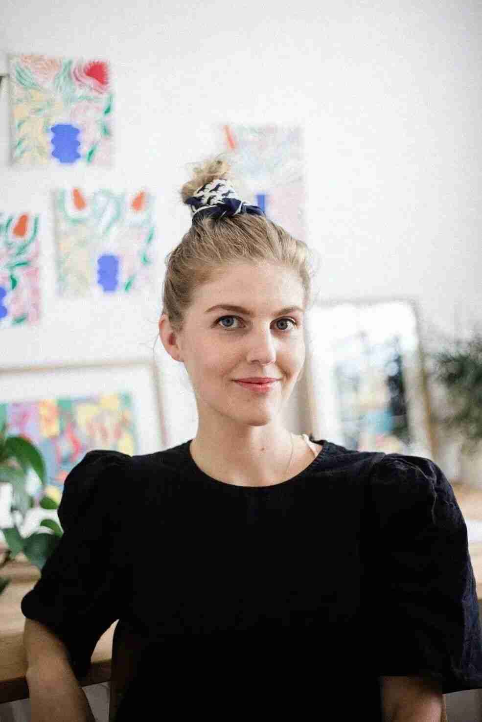 Liv Lee illustration featuring the curved, wobbly forms that define her signature style