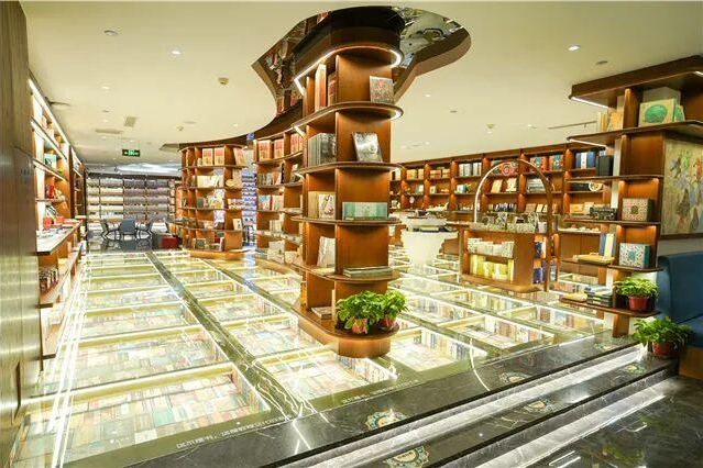 Dunhuang-themed art books and cultural products at the bookstore